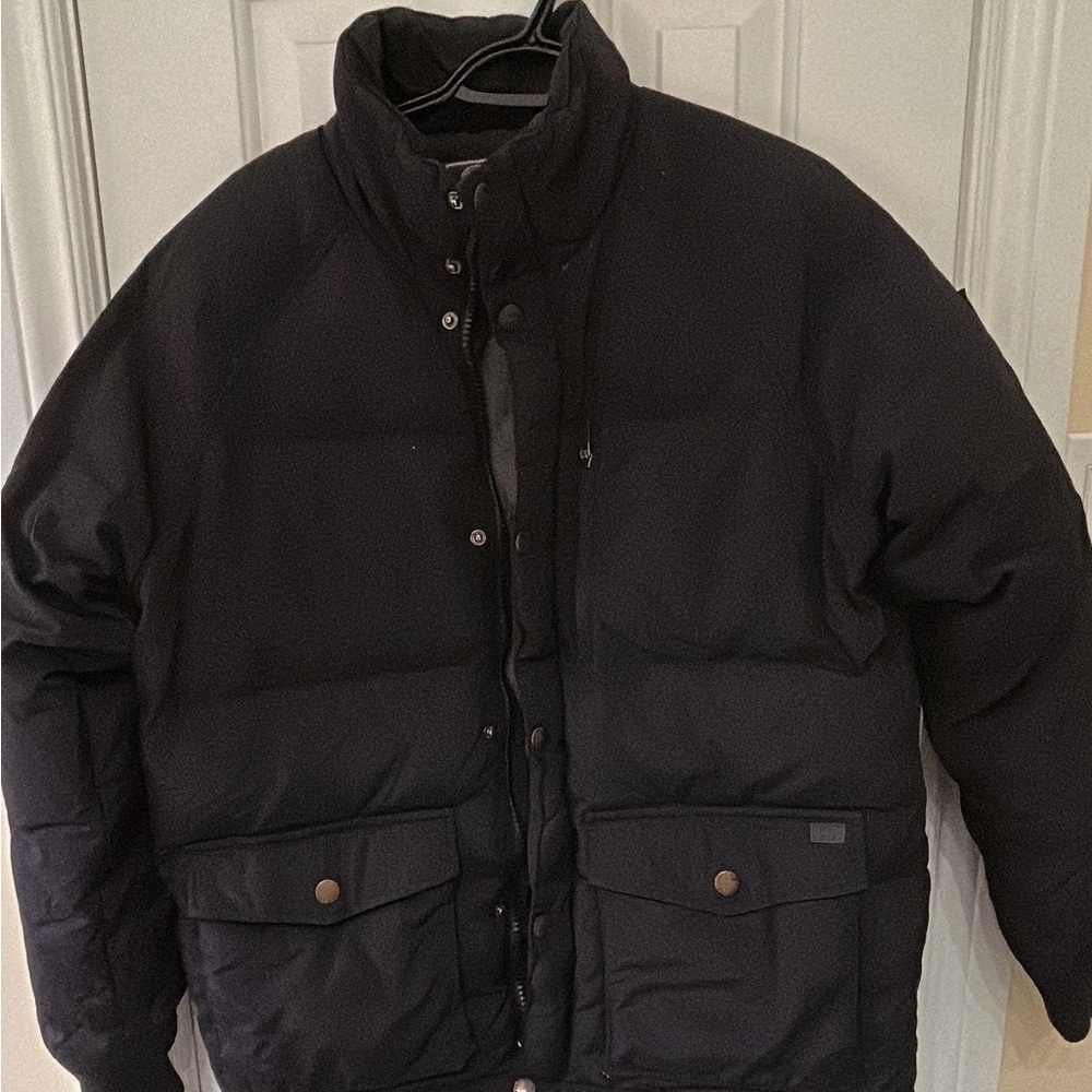 Vintage Roots Men's Black Down Jacket Size M